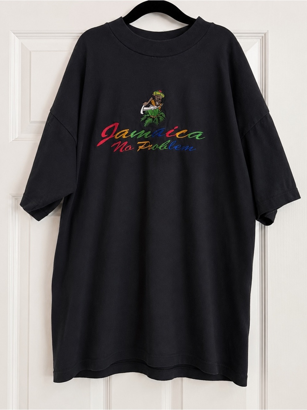 Vintage Vibes Jamaica No Problem Embroidered Graphic T-Shirt Made in Jamaica M